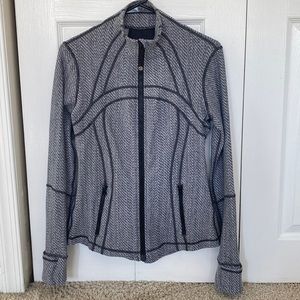Adorable Like New Lululemon Jacket